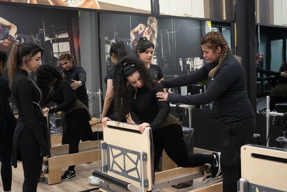 How does cognitive behavioral therapy work?